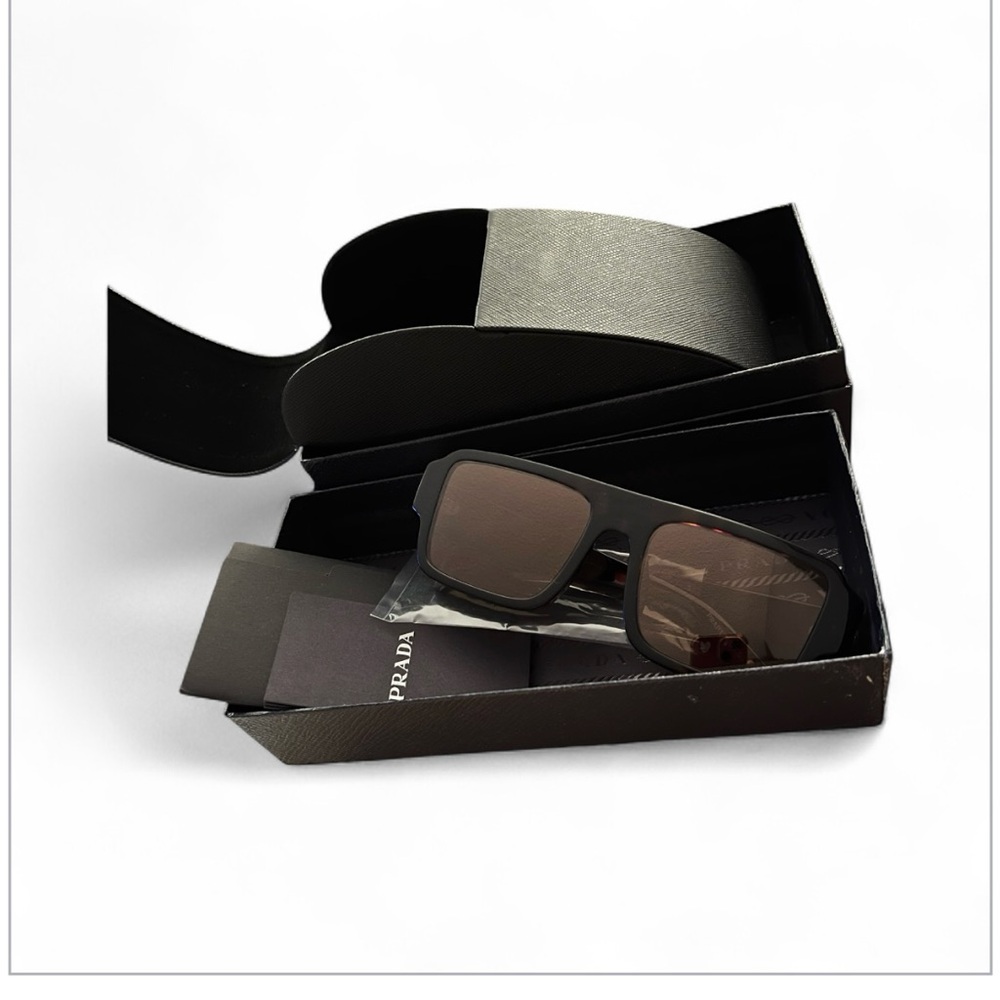 AUTHENTIC MEN’S PRADA SUNGLASSES - Picture 2 of 12